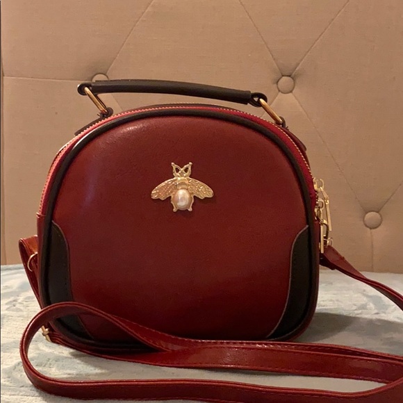 Handbags - Vintage style red leather purse